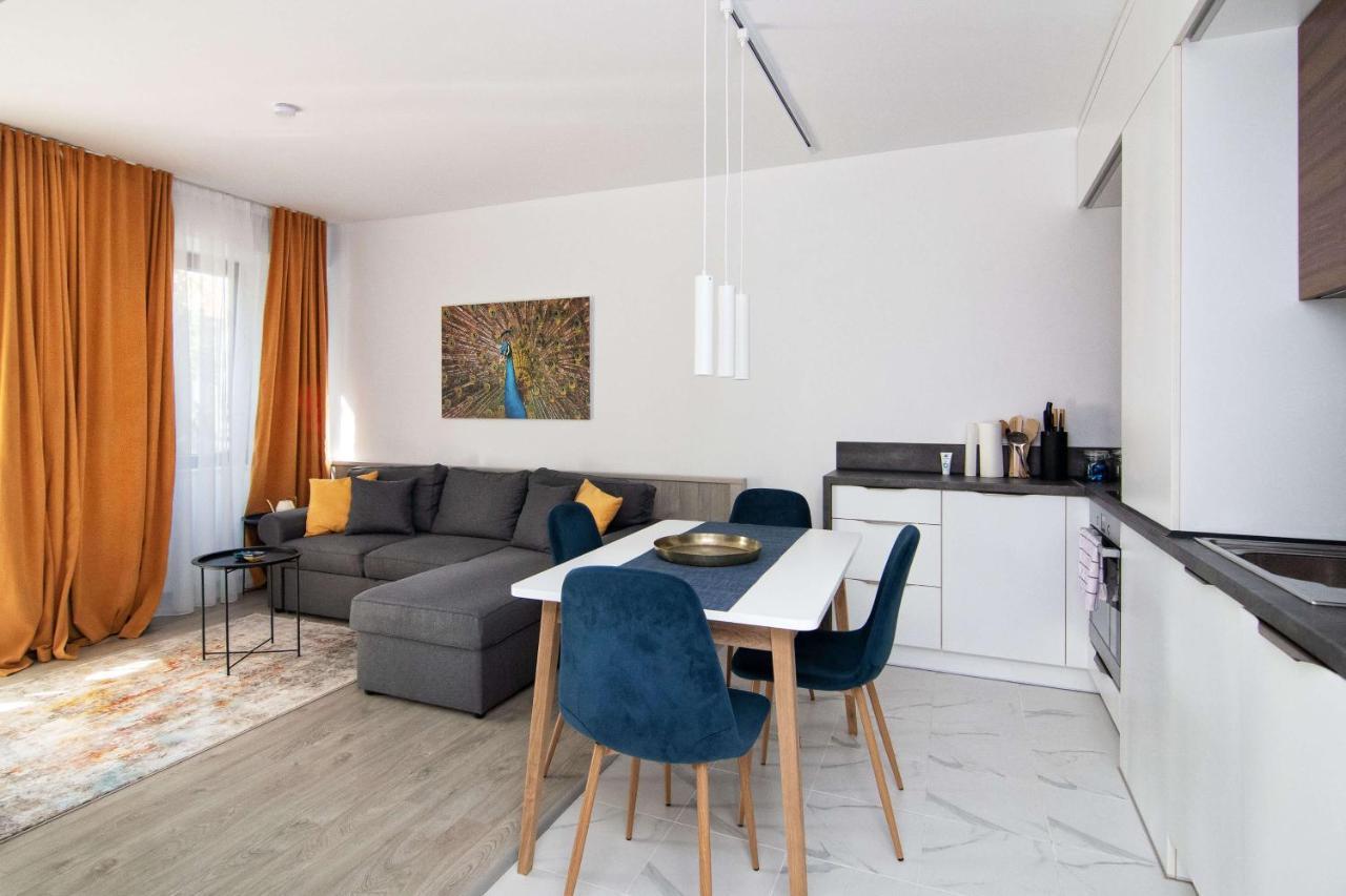 Luxury City Center Two Bedroom Apartment Close To Beach Варна Екстер'єр фото