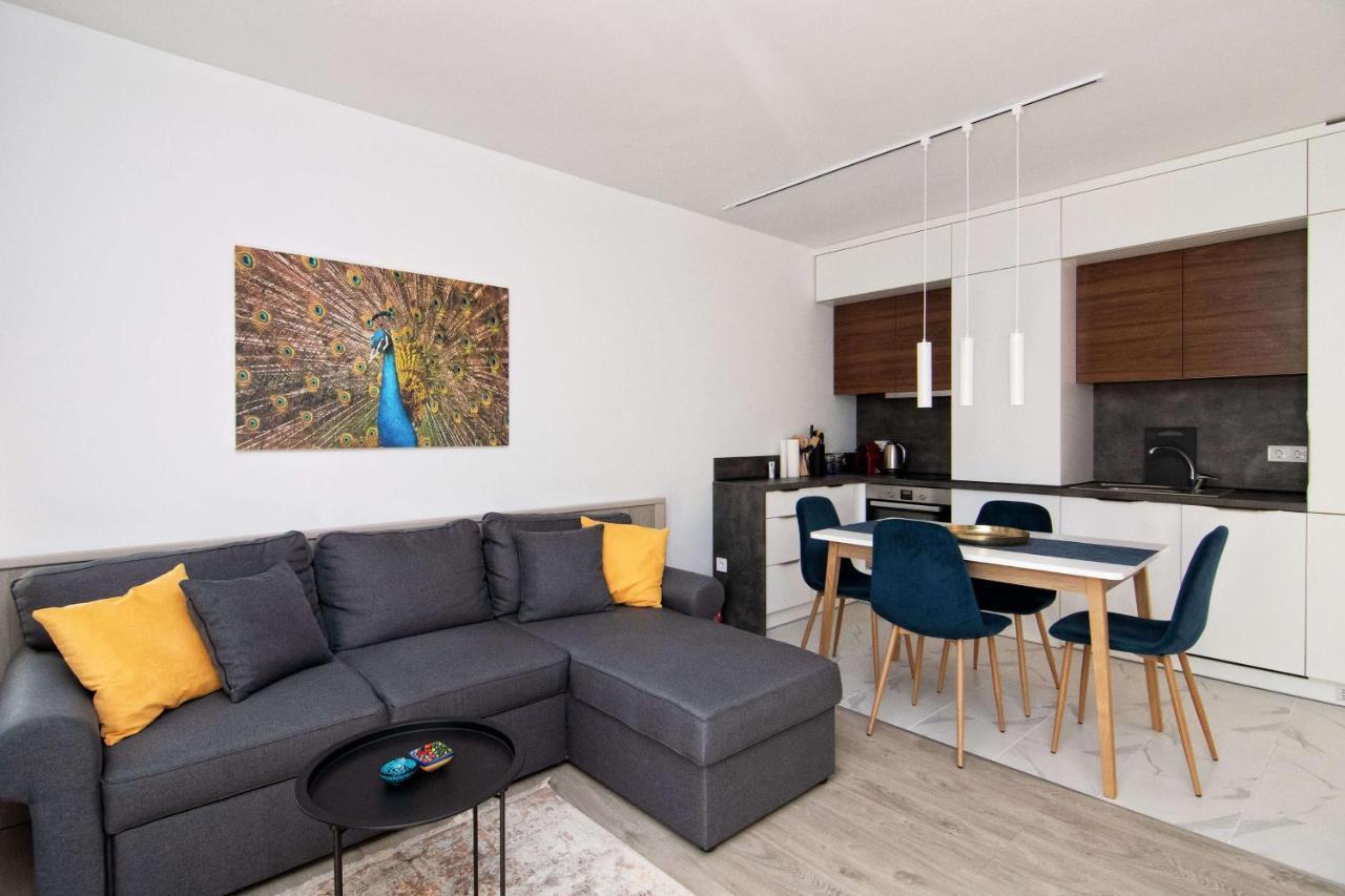 Luxury City Center Two Bedroom Apartment Close To Beach Варна Екстер'єр фото